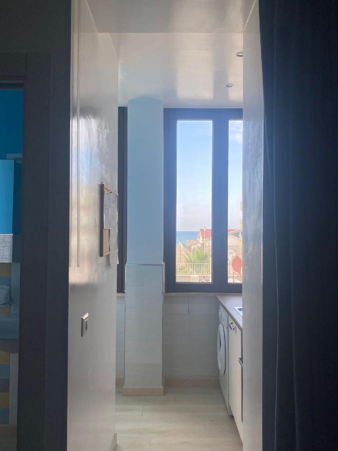 マルゲリータ・ディ・サヴォイア La Perla Nera Bed & Breakfast エクステリア 写真